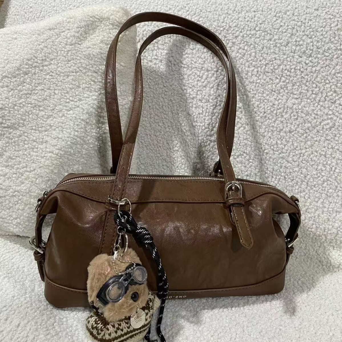 2025新款单肩枕头包女士复古高级