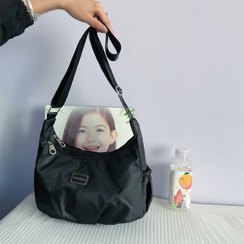 驰豹斜挎单肩布包厂家直销防水