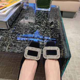 厚黑美学穿搭平底鞋女秋冬新款赫本千金风粗跟缎面方头方扣鞋子