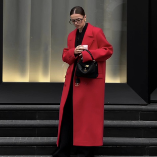 红色高个子毛呢外套女冬季新款韩版加长款加厚赫本风正肩宽松大衣
