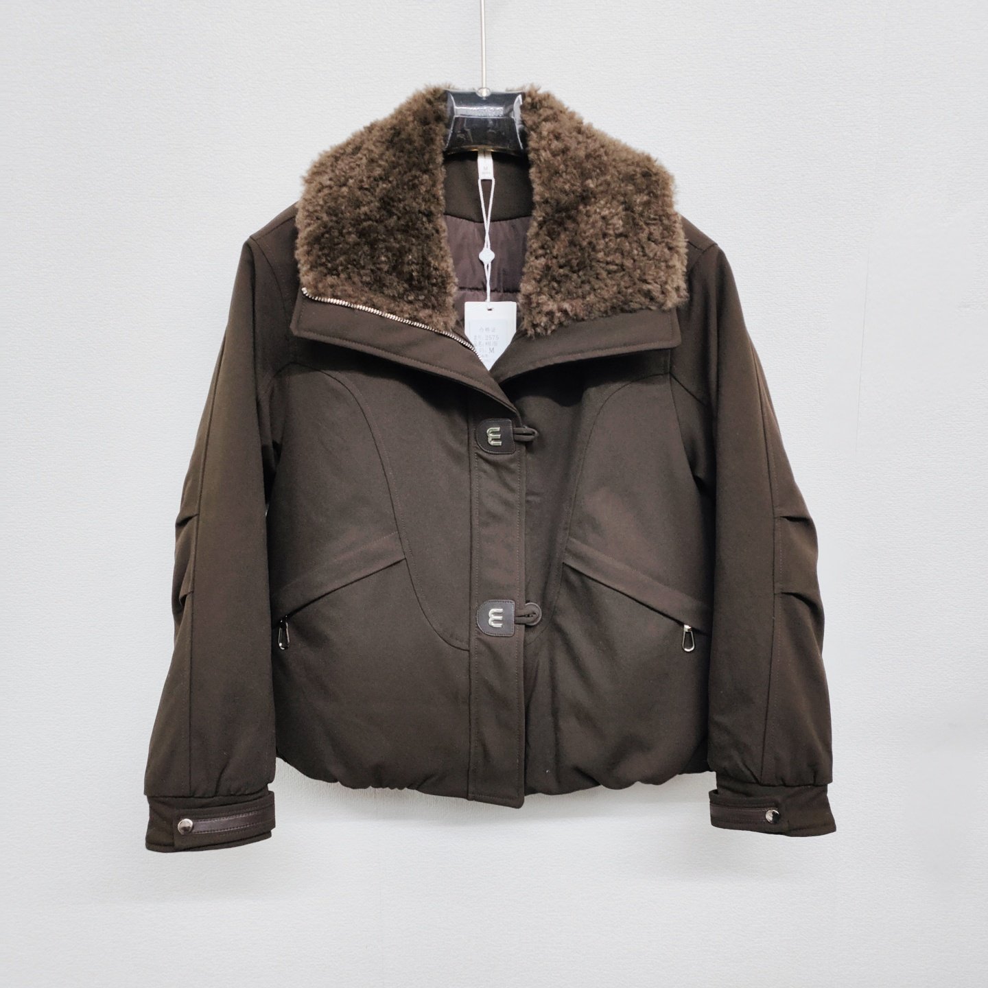 鹿皮绒配羊羔毛翻领棉服2025新款