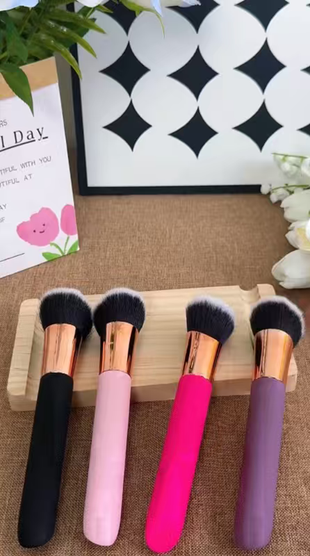 多功能化妆刷美妆工具爆款便携解压按摩闺蜜好礼