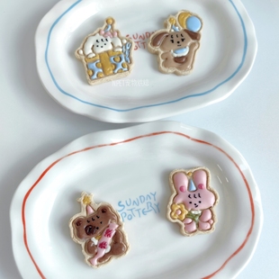 派对主题狗狗配餐饼干手绘羊奶淋面宠物饼干鸡肉奶酪胚健康无添加