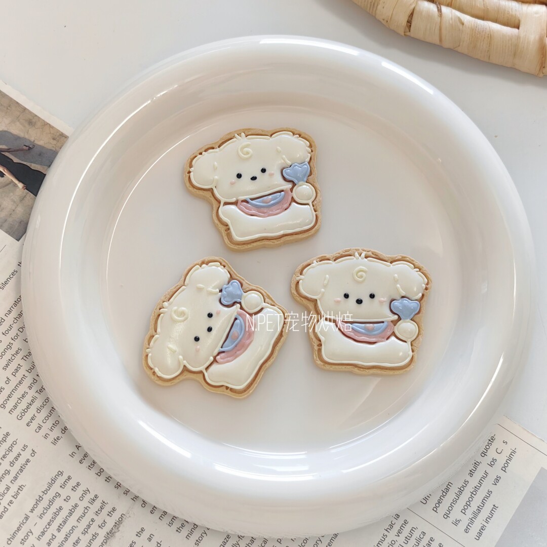 口水巾小狗宠物饼干纯手工自制鸡肉奶酪羊奶淋面猫咪狗狗配餐饼干