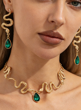 欧美跨境ins蛇形拼接水滴宝石项