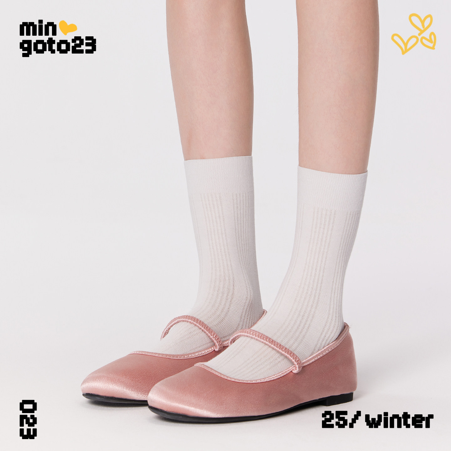 白色miu系条纹无骨透气中筒袜女
