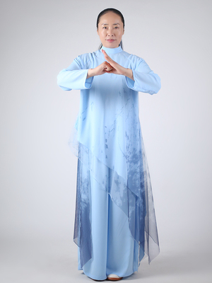 马蕾太极女士古风长款