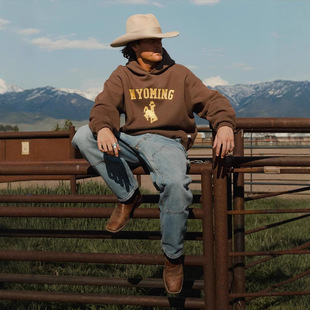 akimbo club  WYOMING® HOODIE  美式休闲帽衫卫衣  男女同款