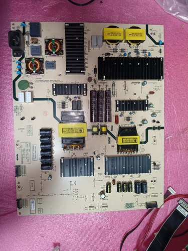 原装创维75A7 75A5 75G6B电源板5835-L8F810-W000 L8F81实物图