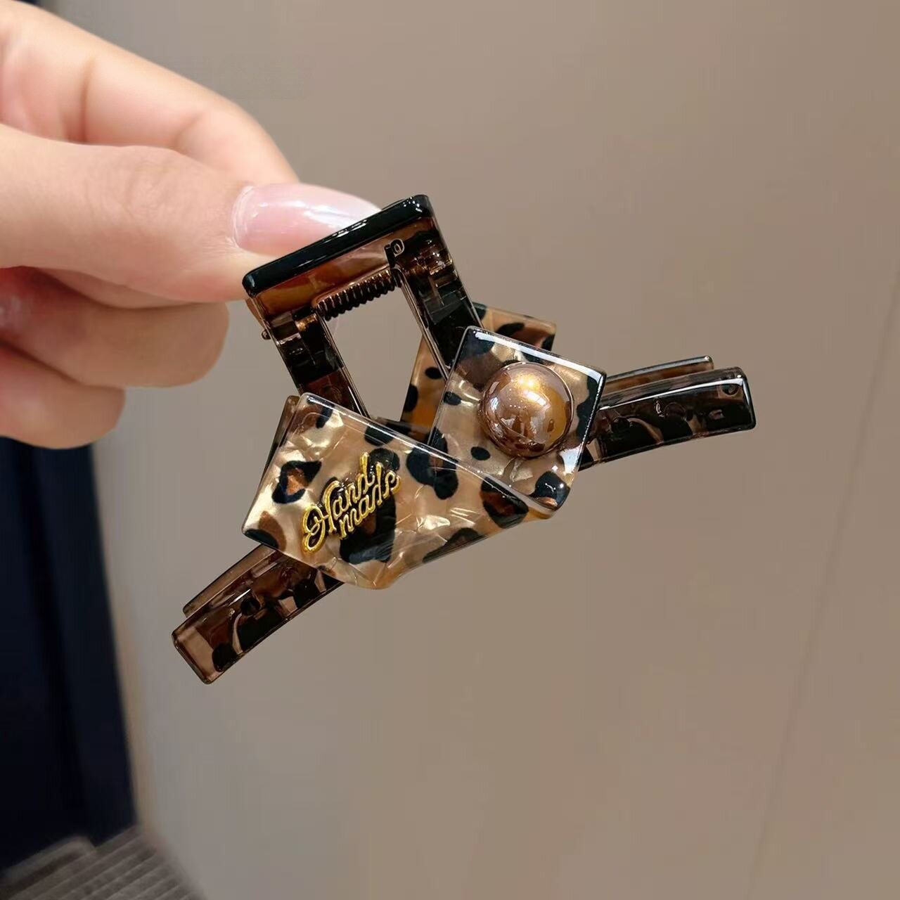 豹纹玳瑁方糖珍珠抓夹