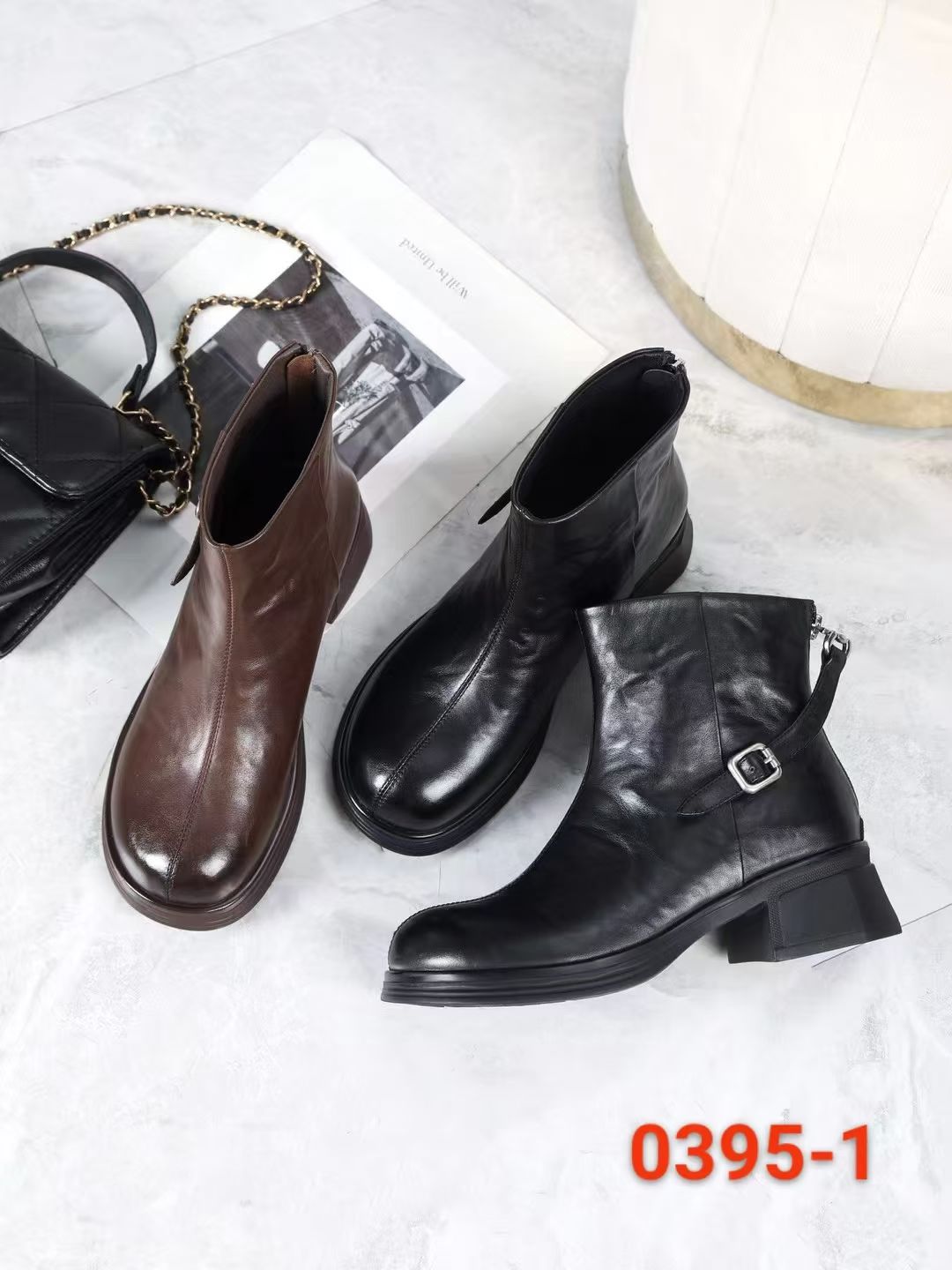 柏育兰大码女鞋2025冬真皮加绒保暖马丁靴英伦风短靴舒适皮棉鞋42