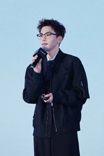 春秋新款外套韩版修身休闲棒球服立领潮流帅气男士商务飞行员夹克