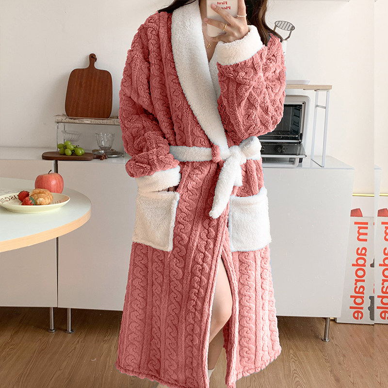 OVERSIZED 300 POUND CORAL VELVET NIGHTGOWN AUTUMN AND WINTER WOMENS NIGHTDRESS LONG BATHROBE WINTER THICKENED FLANNEL PAJAMAS