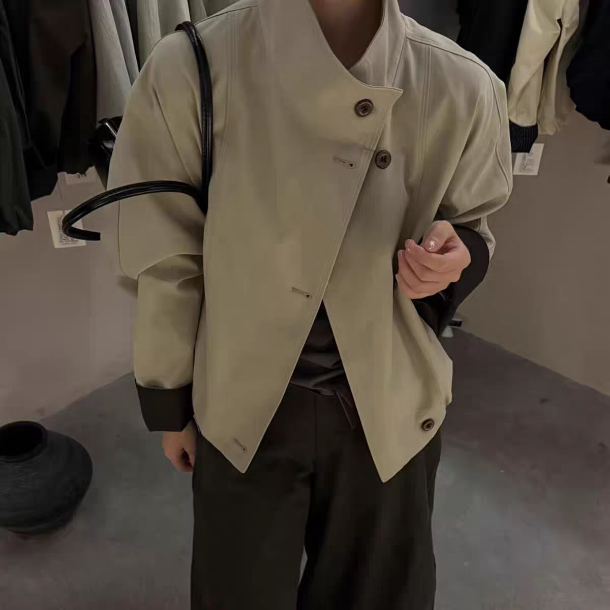 短款小个子立领拼皮休闲风衣外套图片