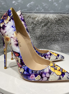 2022年春季新款黄色印花花朵尖头12cm细跟高跟鞋红婚鞋旗袍鞋10cm