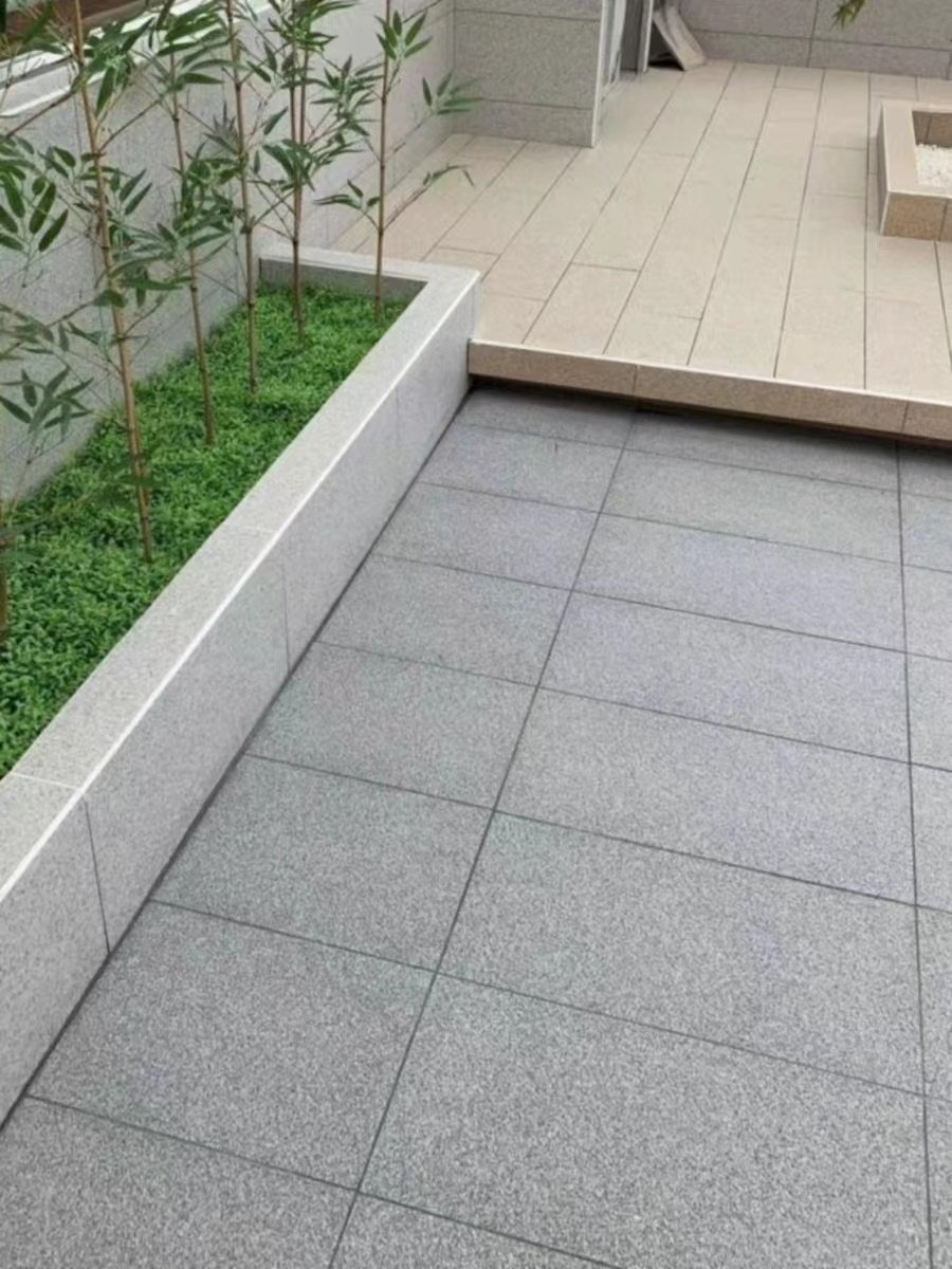 地铺石pc砖仿花岗岩瓷砖300x600通体庭院别墅广场砖18mm厚车库砖