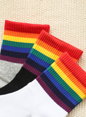 彩虹袜子女中筒袜黑色白色夏运动潮ins韩国糖果色条纹袜春秋纯棉