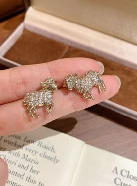 本命年生肖羊礼物重工立体满钻