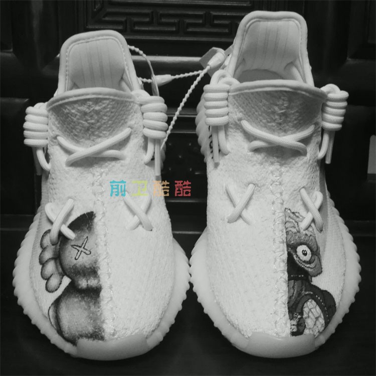 INS手绘diy定制椰子球鞋yeezy 350老爹鞋芝麻街kaws黑白涂鸦彩绘图片