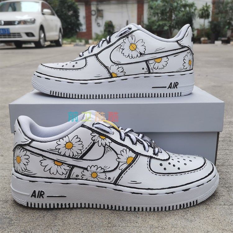 球鞋定制手绘diy空军一号af1雏菊涂鸦aj1二次元黑白漫画描边改色