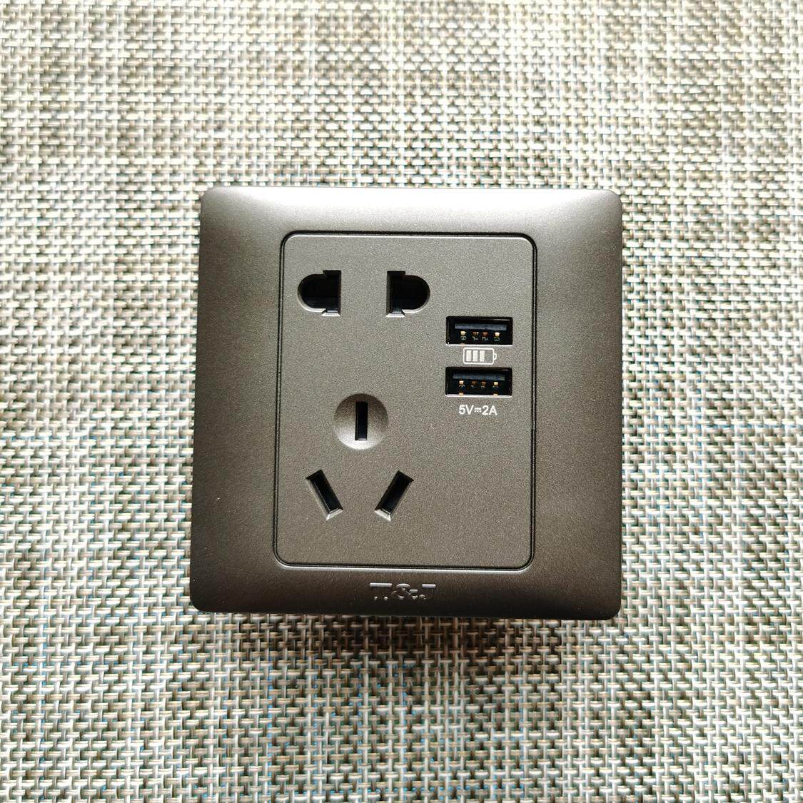 天基雅致86型10A五孔插座带2AUSB电源充电口 USB五孔插座哑黑色