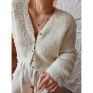 慵懒风软糯圈圈绒白色针织开衫 法式 气质v领毛衣外套 1st编辑店