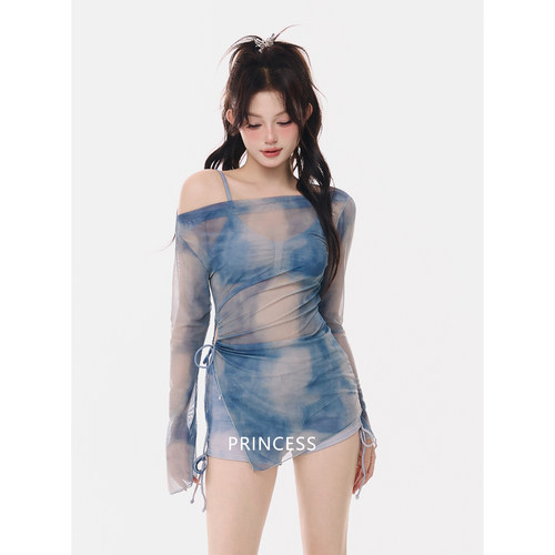 在逃公主比基尼泳衣女2025新款性感三件套分体高级感显瘦海边度假
