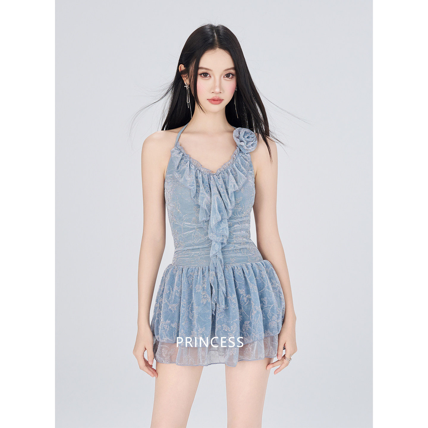 在逃公主泳衣女款泡温泉2026新款高级感性感连体裙式纯欲绝美度假