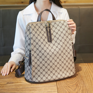 大容量职业旅行真皮电脑大背包 时尚 香港代购 休闲双肩包女2026新款