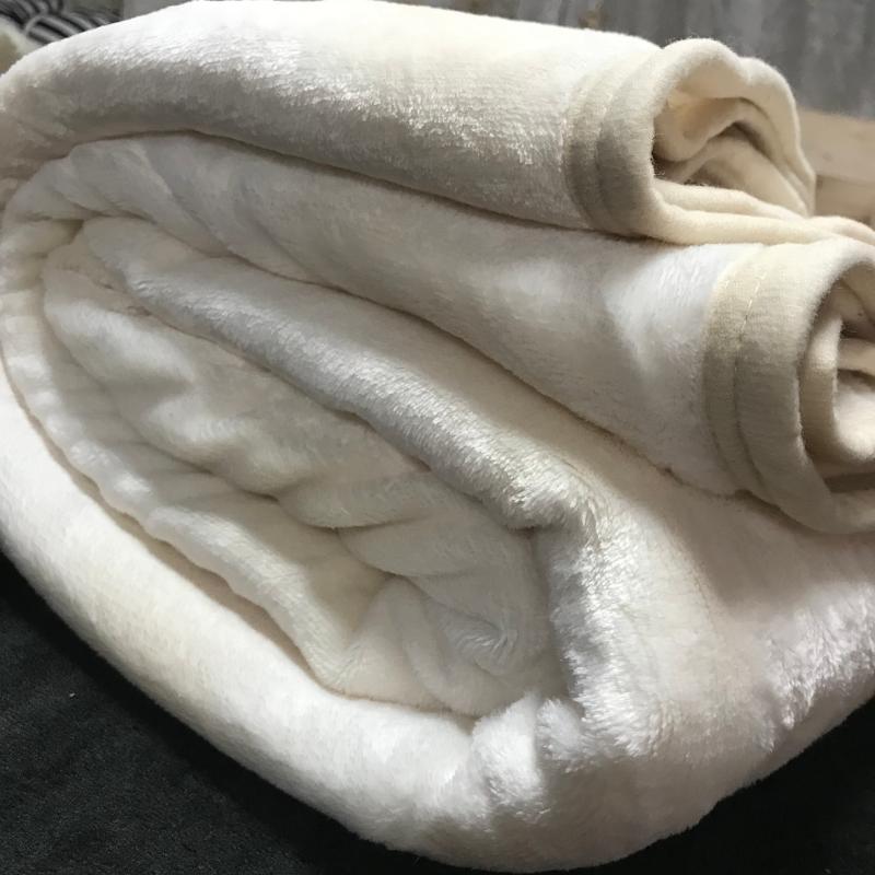 床单被套沙发毯盖毯尾单