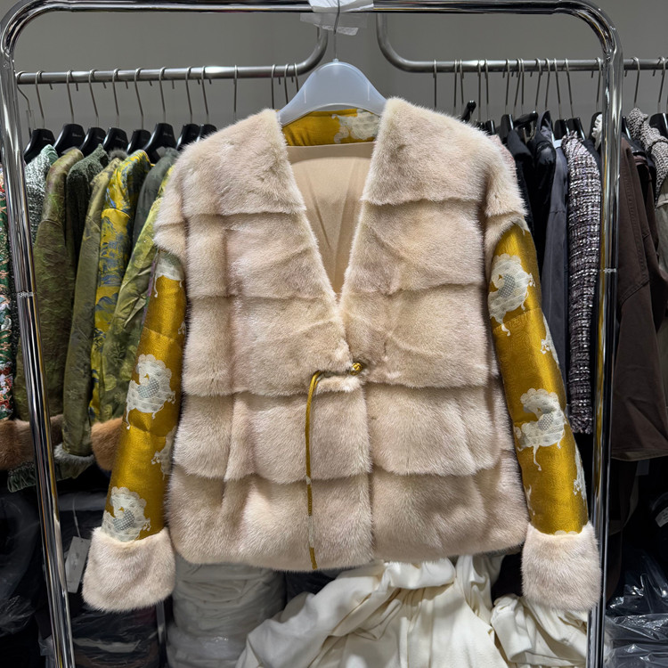 欧洲站V领进口水貂毛皮草外套女