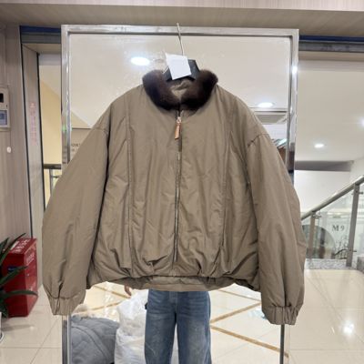 欧洲站2025冬新款简约风羽绒服