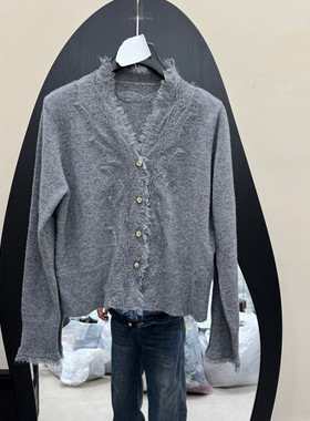 欧洲站2025冬新款V领蕾丝拼接针织开衫女显瘦百搭毛衣外套25913