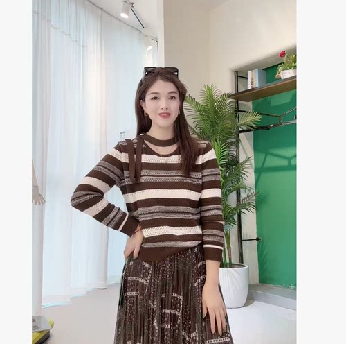 F26-6263E   深圳十佳服饰针织上衣