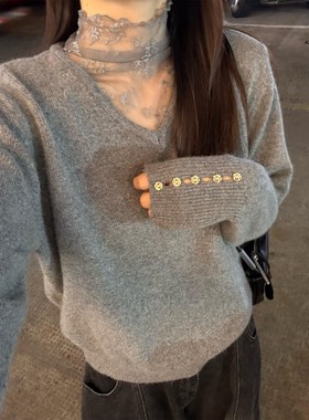 蕾丝拼接高领灰色针织打底衫女秋冬绝美设计感内搭修身短款小上衣