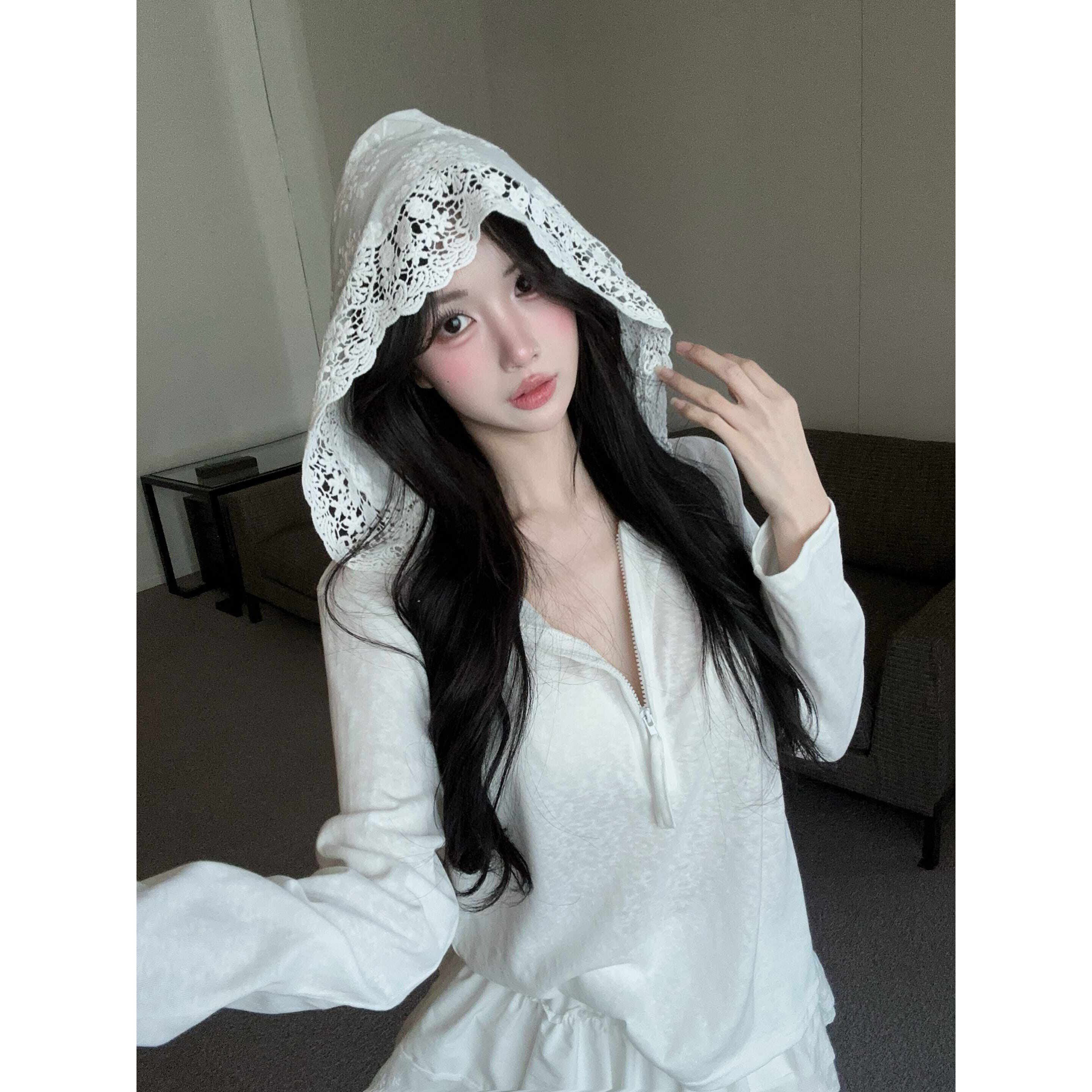 蕾丝边白色连帽长袖t恤女春夏2026超火减龄上衣薄款宽松防晒罩衫