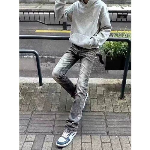 潮流风格微喇修身牛仔裤男