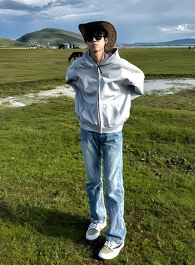 浅蓝色闪电纹牛仔裤男款美式高街vibe裤子cleanfit宽松直筒微喇裤