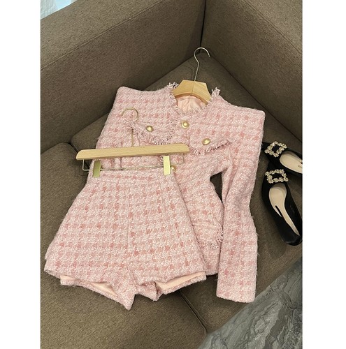 粉色亮丝花呢外套短裤套装两件套