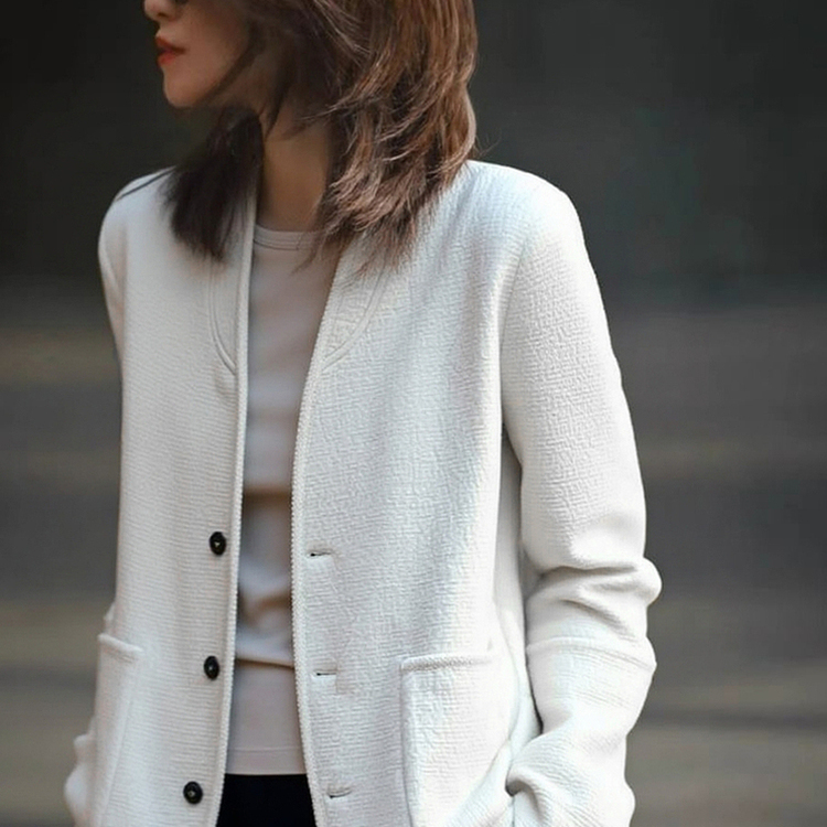法式白色小香风针织外套女2025新款秋季设计感百搭简约风休闲上衣
