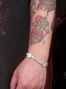 镶钻新款卡扣式气质饰品个性