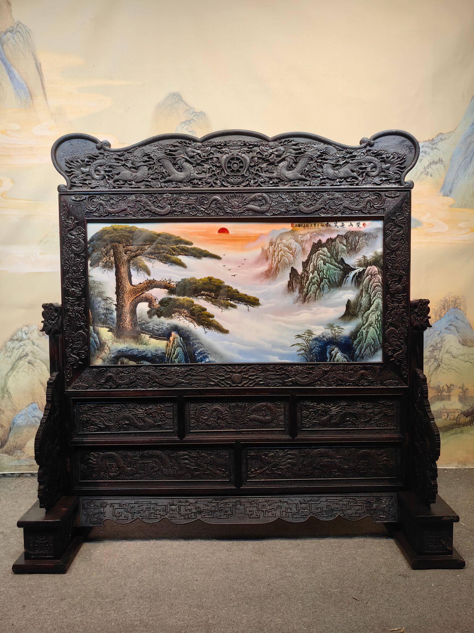 老件紫檀木雕双龙戏珠粉彩瓷板画汪野亭作品黄山迎客松大屏风摆件
