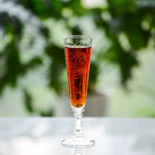欧洲中古德国1900年左右玻璃口吹塑形蚀刻纹饰手工香槟杯甜酒杯