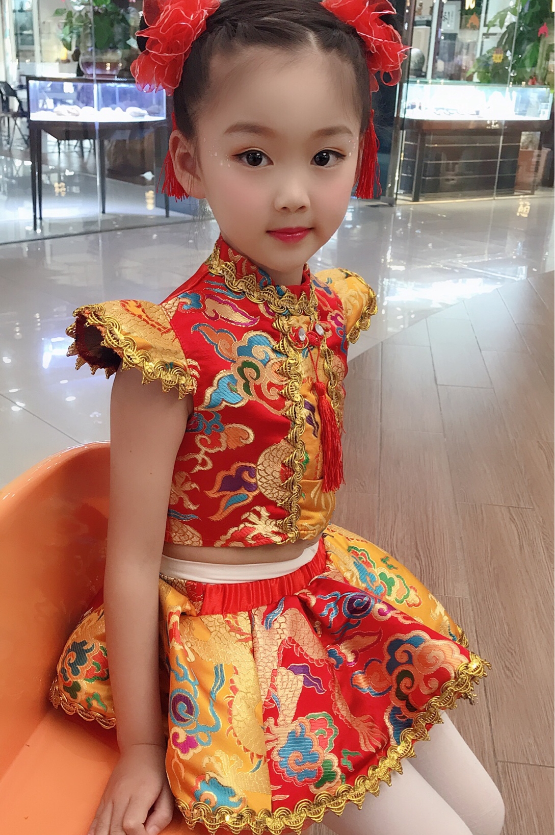 儿童服喜庆说唱中国结女演出舞蹈