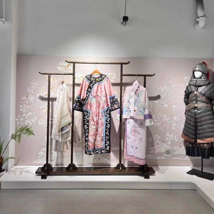 禅意新中式落地衣帽架卧室家用简约实木质中岛展示架挂衣架子仿古