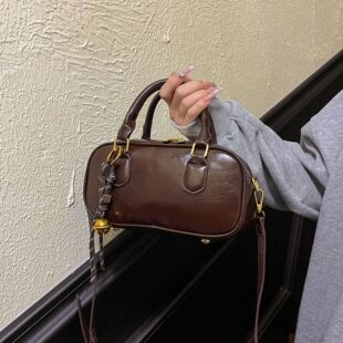 百搭斜挎包时尚 高级感复古小包包女式 2025新款 秋冬季 手提保龄球包