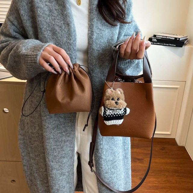 高级感小众设计水桶包女2026新款潮韩版单肩斜挎包通勤气质手提包,箱包皮具/热销女包/男包,单肩包,淘宝优惠券,粉丝福利购,淘宝优惠卷