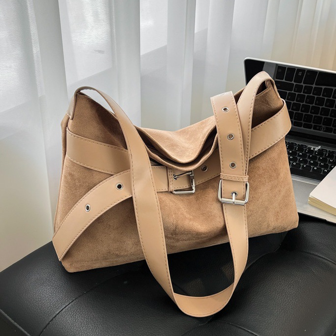 复古麂皮绒包女2025新款简