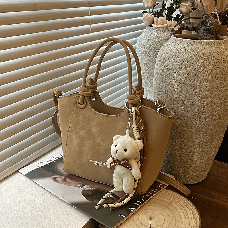 复古磨砂水桶包女2025新款