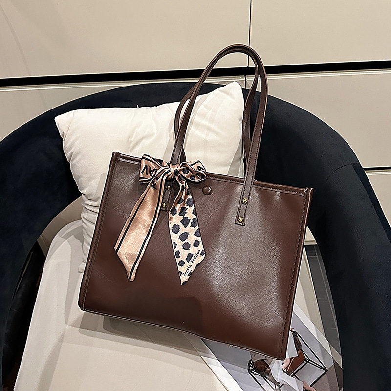 大容量复古通勤托特包包女2026新款潮高级感时尚百搭单肩手提大包,箱包皮具/热销女包/男包,单肩包,淘宝优惠券,粉丝福利购,淘宝优惠卷